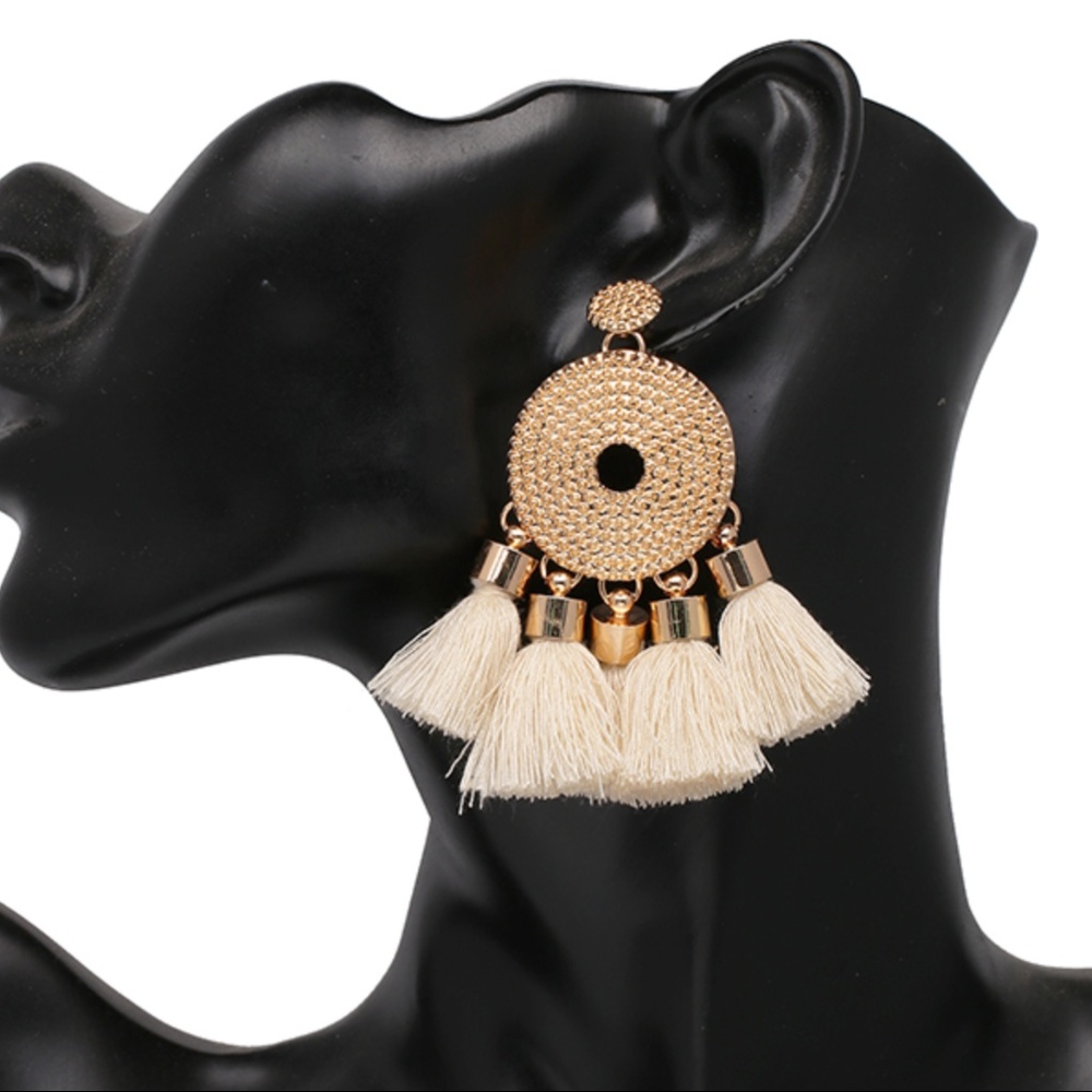 Trendy Summer beige tassel earrings